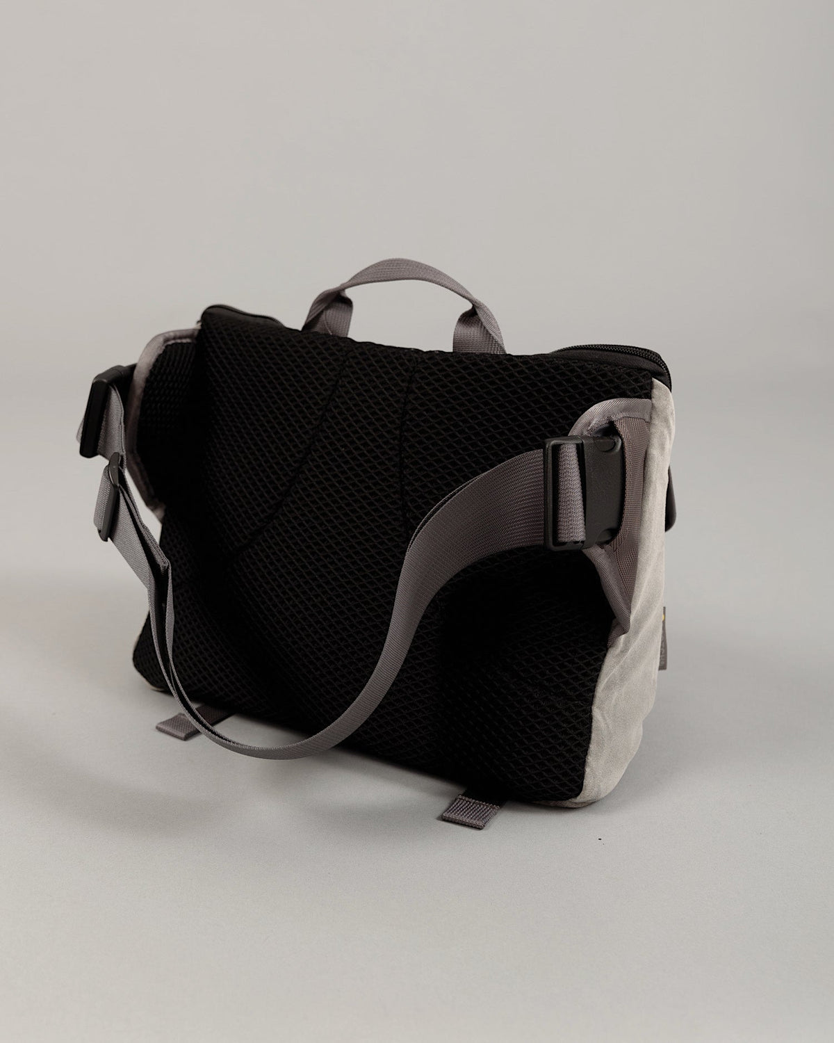 (multee)project x DSPTCH Shoulder Bag | Greyscale