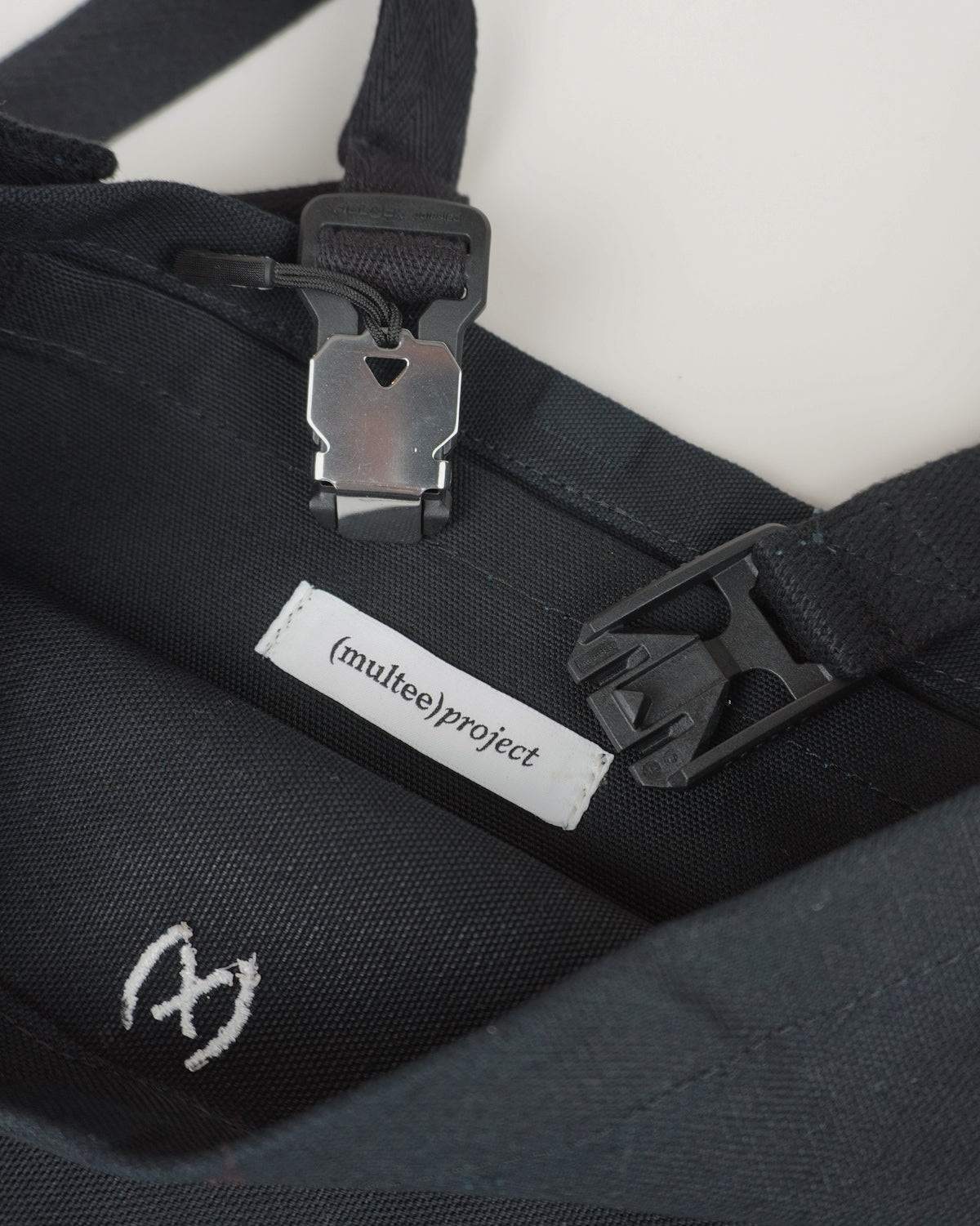 Signature Book Tote | Jet Black