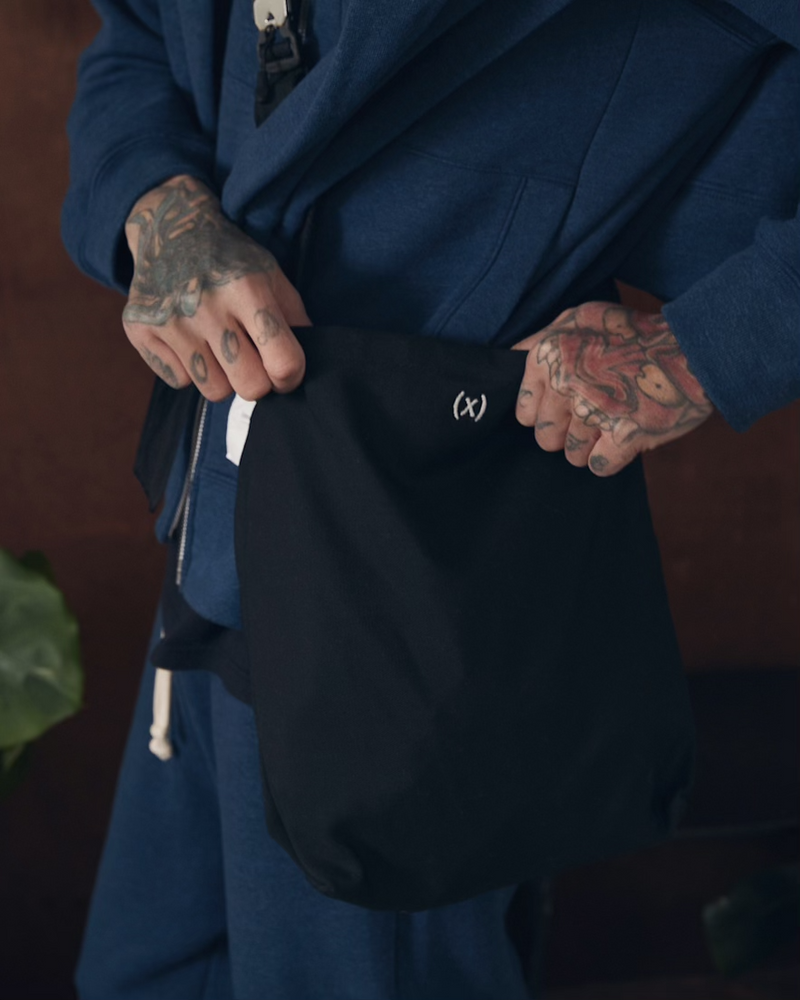 Signature Book Tote | Jet Black