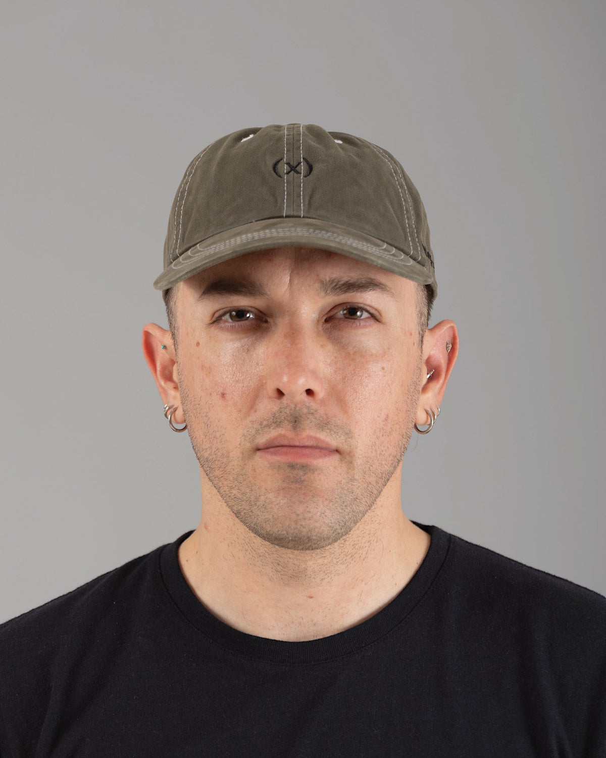 (x) 無縫棒球帽｜橄欖綠